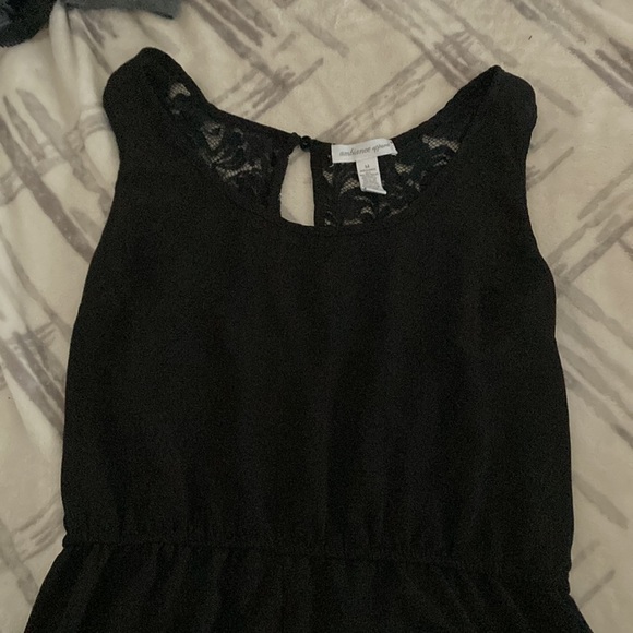 Black short jumpsuit - Picture 3 of 3